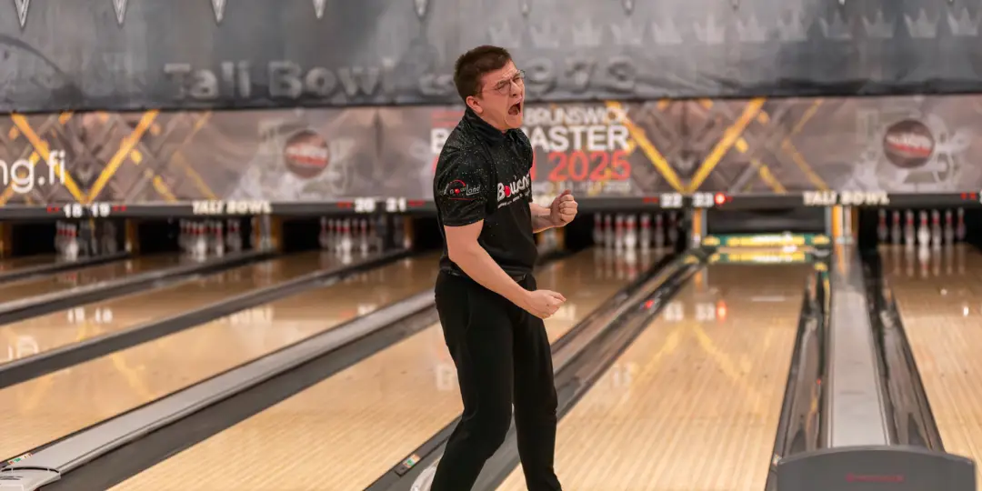 Brunswick Ballmaster Open: Tension Soars as Top 32 Bowlers Advance