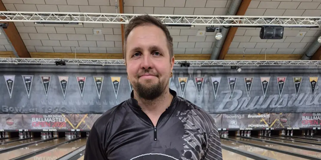 Jähi Takes the Lead at Brunswick Ballmaster Open as First 300s Bowled