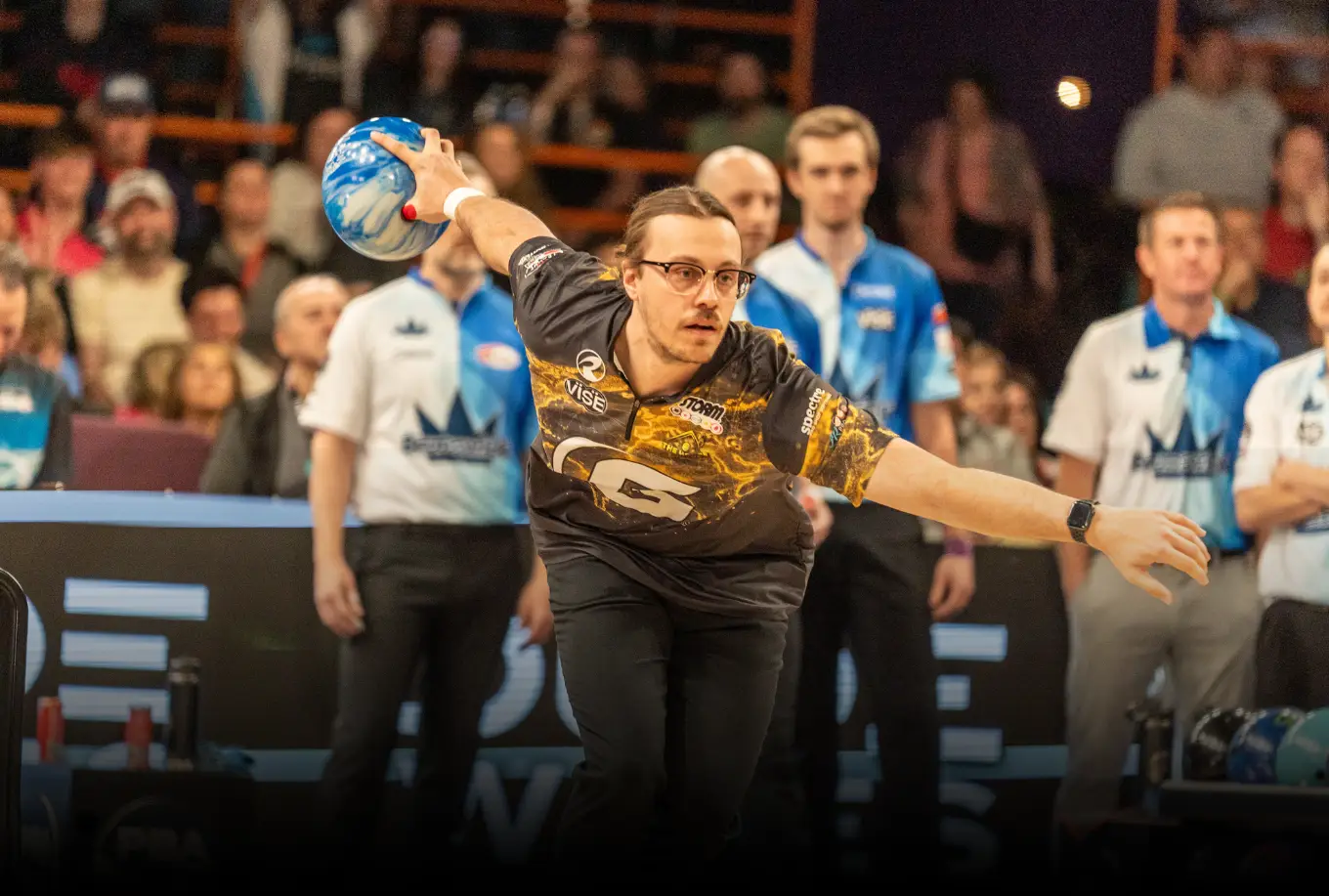 Hupé Leads Opening Round at PBA Tournament of Champions