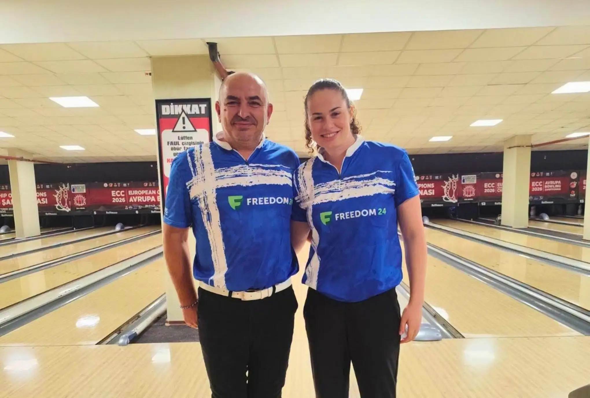 From Backhand to Two-Handed: The European Vice-Champion Who Wasn’t Supposed to Be a Bowler