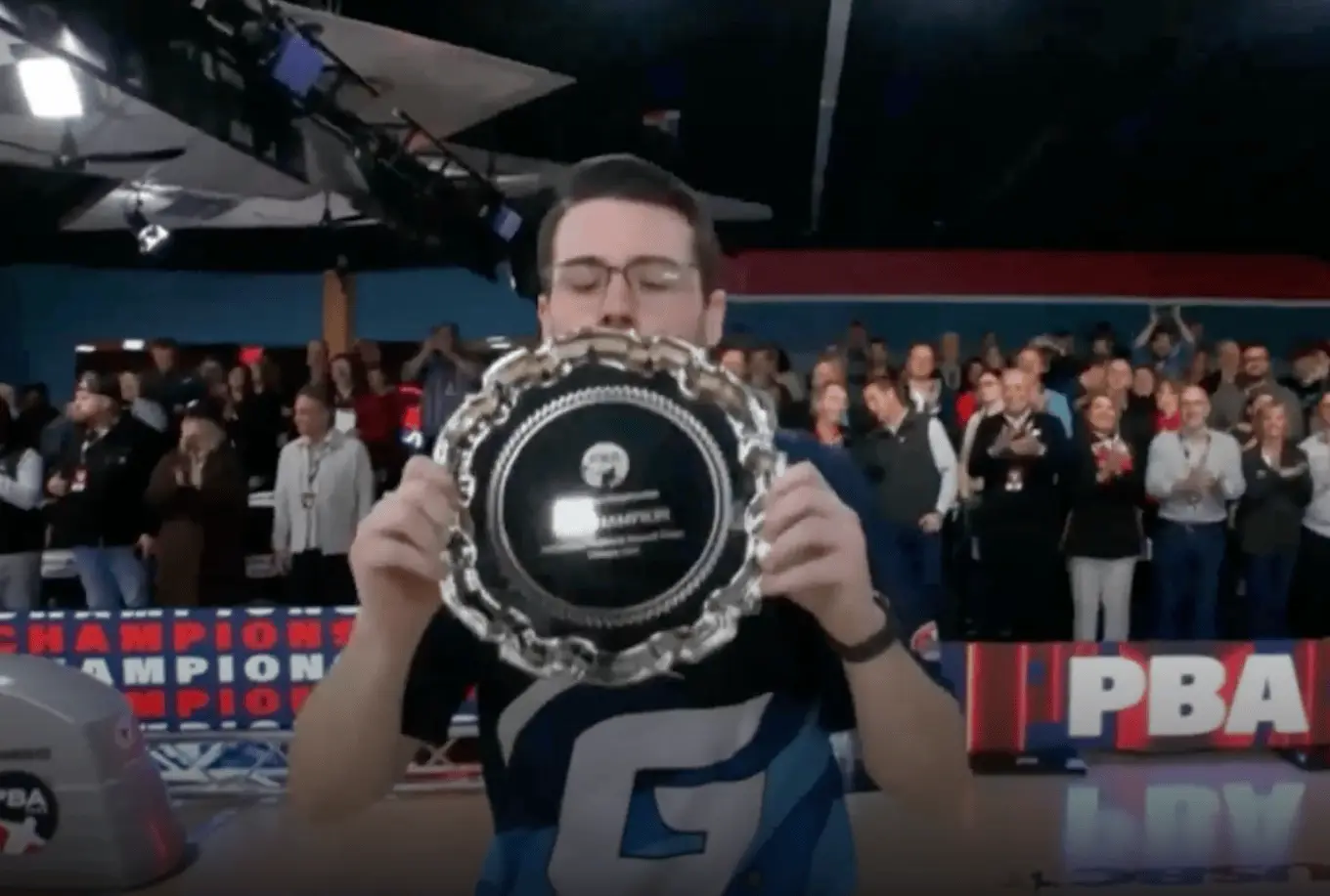 Rookie Brandon Bonta Rolls 300 to Win a Major at PBA Players Championship