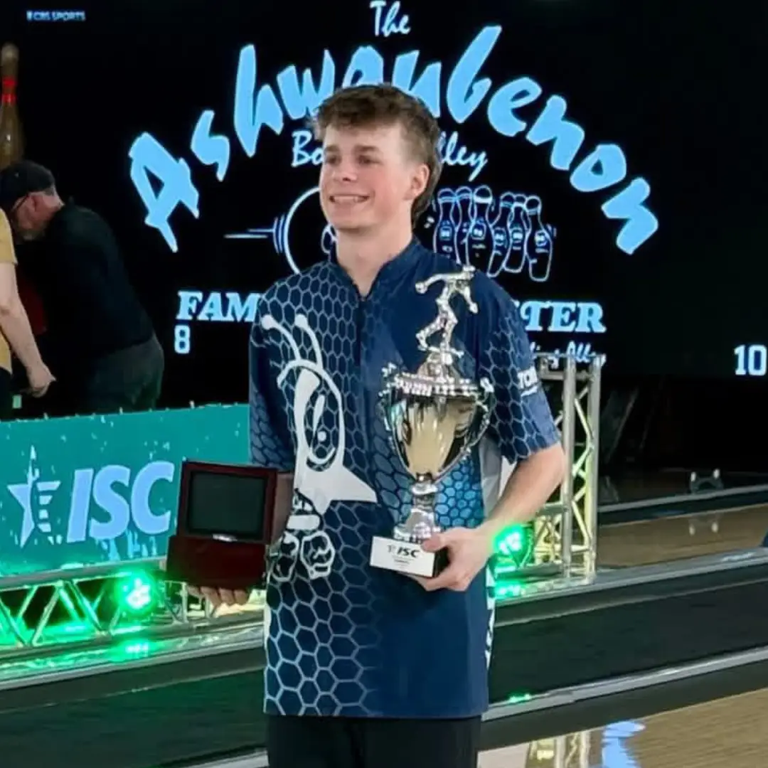 Tyler Close and Dannielle Henderson after winning Intercollegiate Singles Championships titles in Green Bay